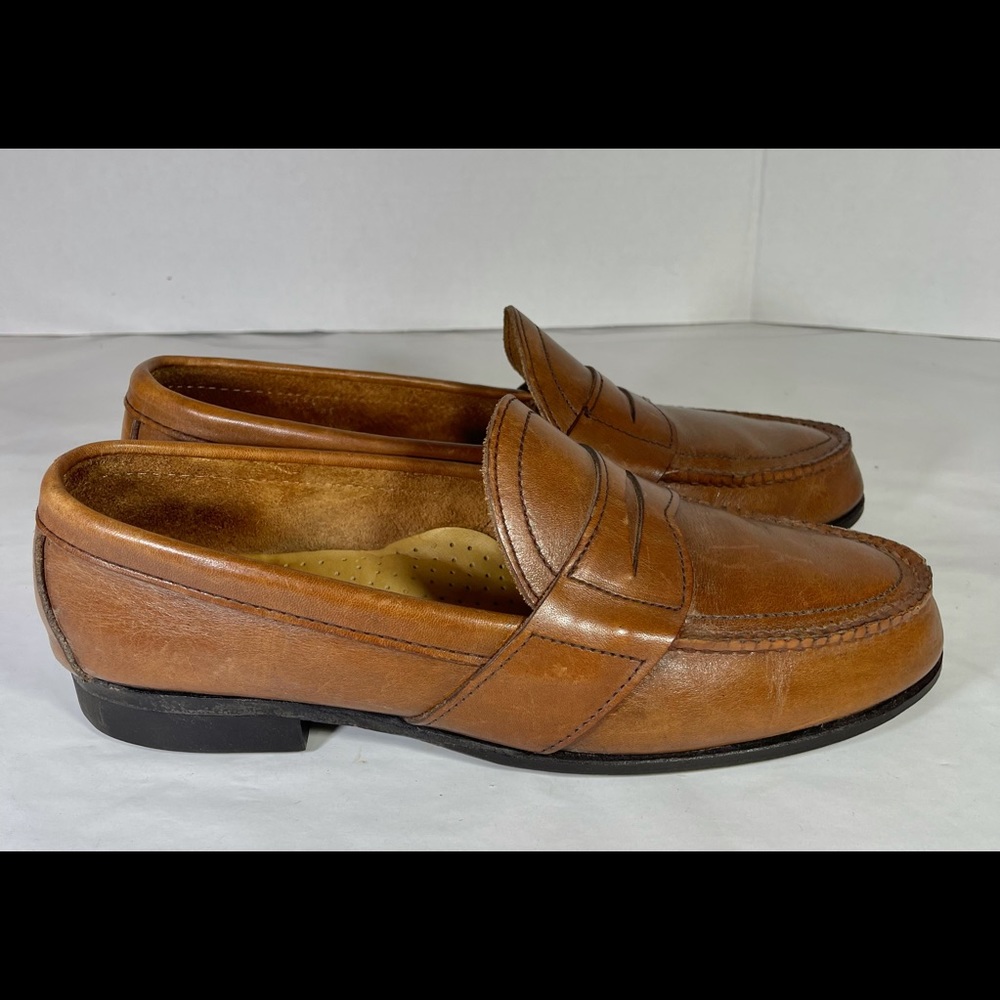 Quoddy Men’s Genuine Handsewn Leather Loafers